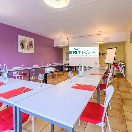 Brit Confort Hotel 3*