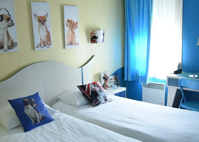 Hotel Brit Confort 3*