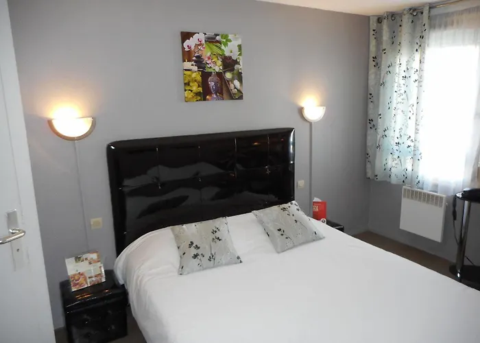 Hotel Brit Confort Cambrai